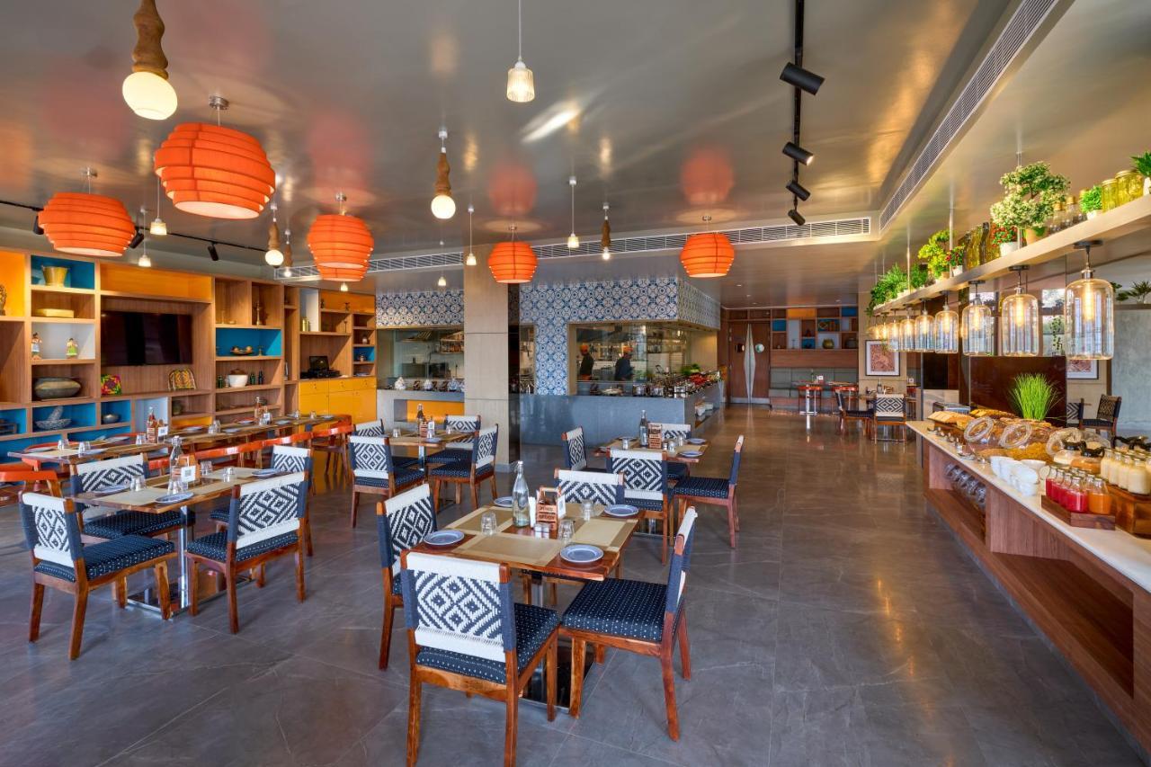 Zone By The Park Gopalpur Hotel ภายนอก รูปภาพ